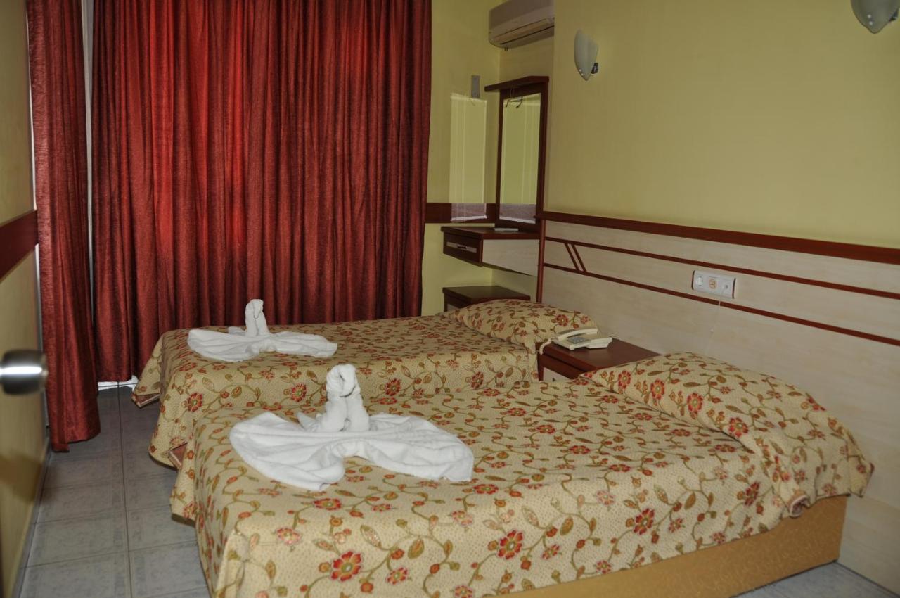 Standart Çift Kişilik veya İki Yataklı Oda