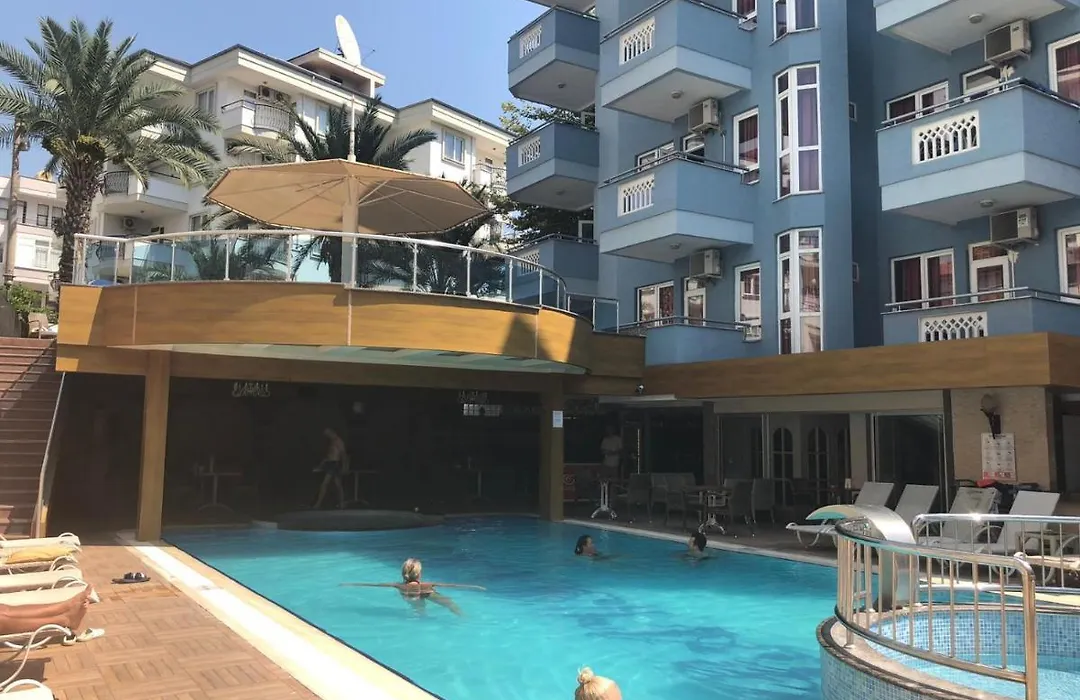 Lavinia Apart & Hotel-1